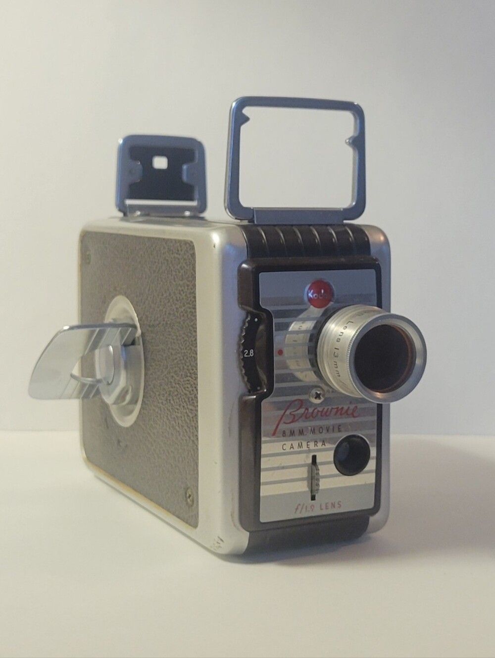 Kodak Brownie 8mm Movie Camera - Silver and Black - Picture 10 of 10